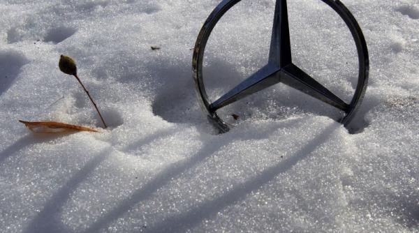 un suedez a supravietuit doua luni intr o masina ingropata in zapada