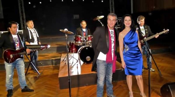 angela gheorghiu si holograf la polivalenta