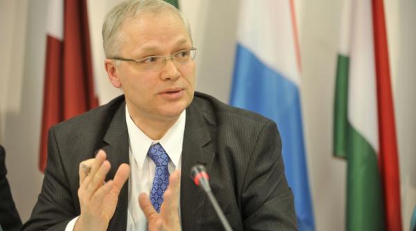 ce a revizuit in scadere prognoza de crestere economica a romaniei