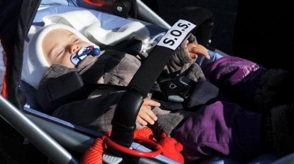 culmea absurdului o mama pierde 3 400 de lei din cauza unei ipotetice datorii de 5 lei