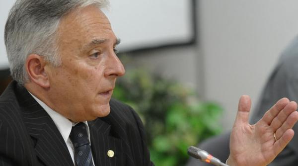 isarescu investitorul un animal foarte sperios