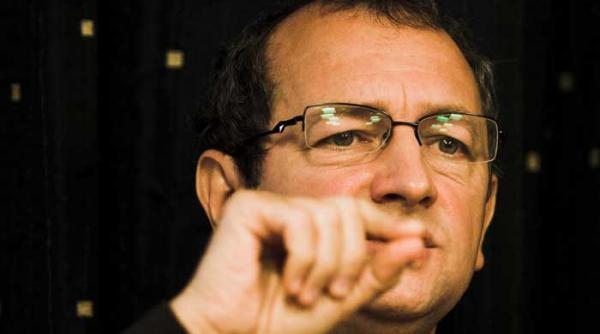 dan puric aveam o invatatoare tampita care imi spunea puricut