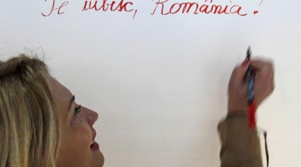 romanii vor sa intre in cartea recordurilor cu cea mai lunga scrisoare de dragoste