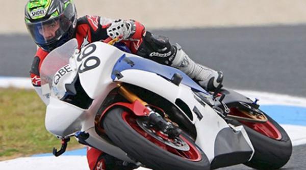 drama in australia oscar mcintyre s a stins pe pista la doar 17 ani