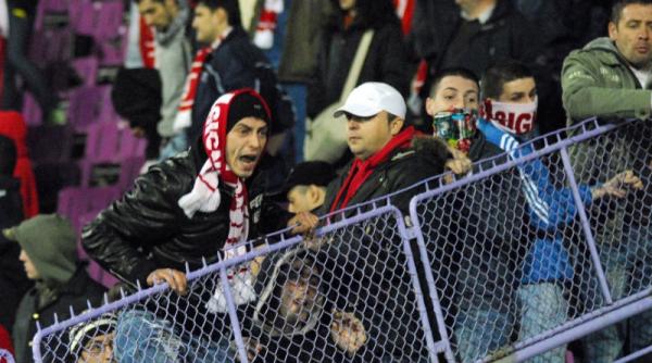 fotbalistii de la uta arad agresati in ungaria de suporterii echipei honved