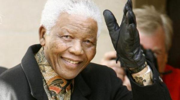 nelson mandela a fost externat