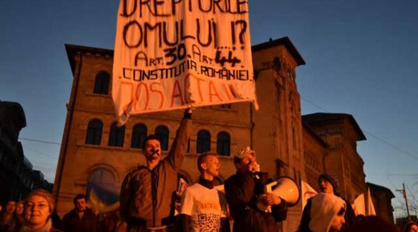 noi ca popor nu putem fi comparati cu echipajul unei nave