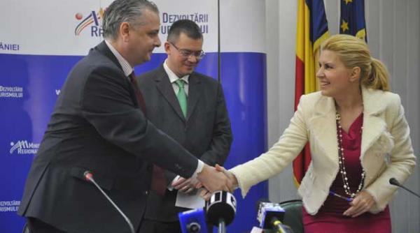 ultimul tun al elenei udrea 300 milioane de euro mdrt organizeaza licitatii pentru primariile portocalii