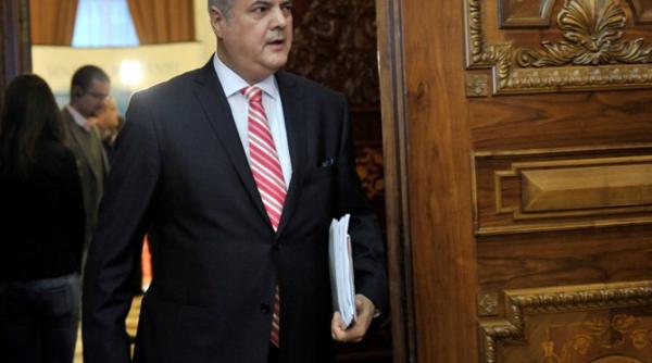 adrian nastase audiat din nou in dosarul zambaccian