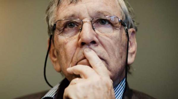 amos oz si cartile citite din placere si din furie