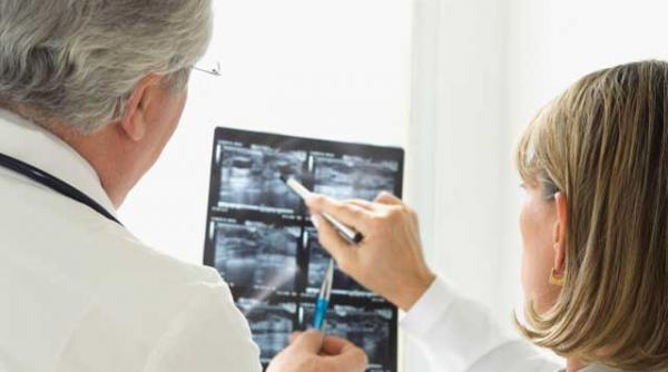 ce trebuie sa stie purtatorul de proteze in articulatii