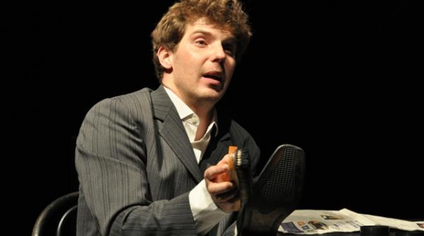 cum vede un actor austriac romania romanii cand ajung sa puna tigle pe acoperis se gandesc la fundatie