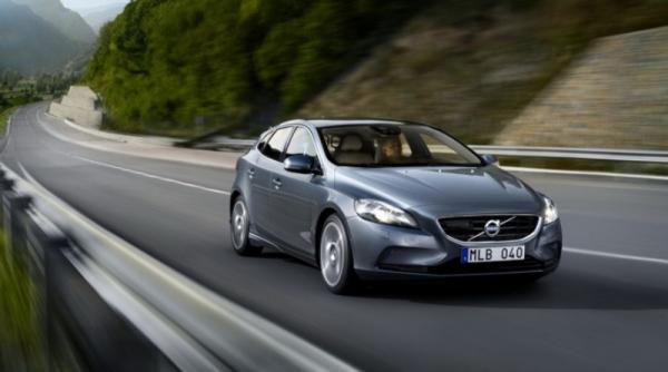 informatii noi despre volvo v40