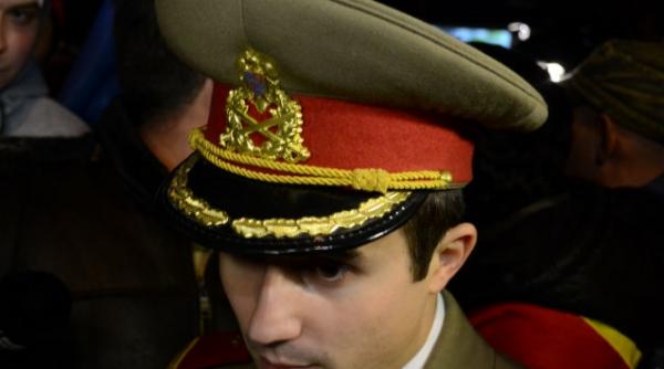 locotenentul alexandru gheorghe a revenit printre protestatarii din piata universitatii