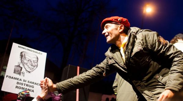 radu mazare dezamagit de revolutia blegita a renuntat la uniforma de che guevara