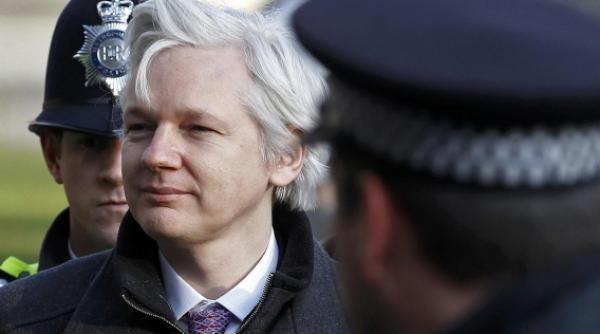 wikileaks a inceput publicarea a 5 milioane de e mailuri ale unei societati private de informatii secrete