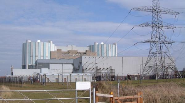 cea mai veche centrala nucleara din lume se inchide in marea britanie dupa 44 de ani de functionare