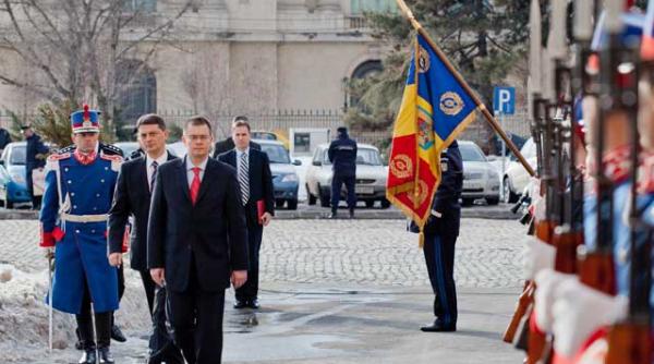 de ce ungureanu isi pune mari sperante in ministerul de interne