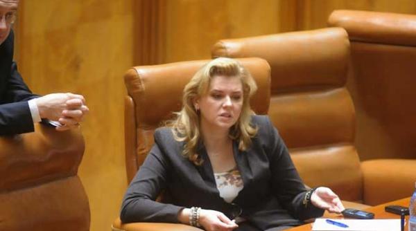 usl cere schimbarea robertei anastase