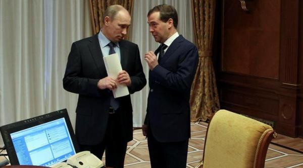 putin confirma daca va fi ales presedinte il va numi pe medvedev premier