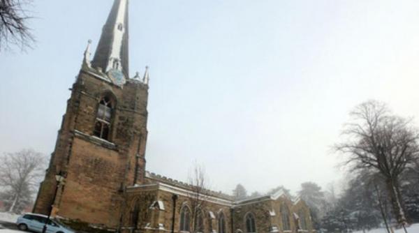 furie intr o comunitate britanica dupa ce trei hoti romani care au devastat o biserica au fost eliberati conditionat