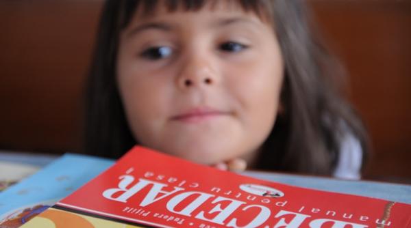 ancheta la educatie dupa ce un server care n a functionat a blocat timp de doua ore inscrierea copiilor in clasa pregatitoare