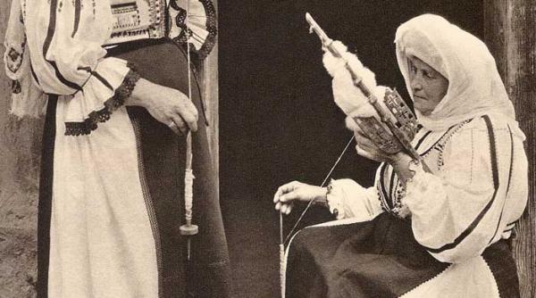 despre babele cosmice si zilele lor