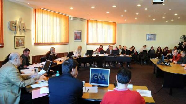 noii membri cna contestati de usl