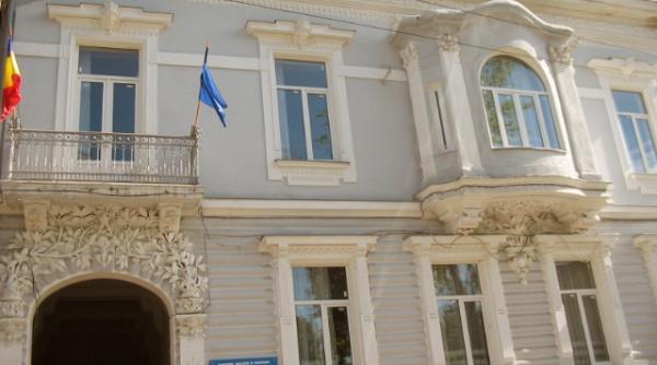 alerta cu bomba la liceul george calinescu din capitala cladirea a fost evacuata