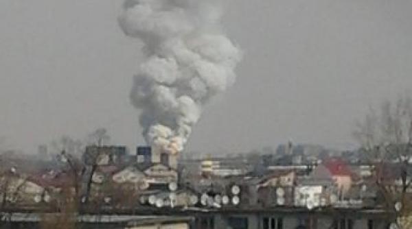 incendiu puternic in capitala depozit al fabricii turbomecanica in flacari video