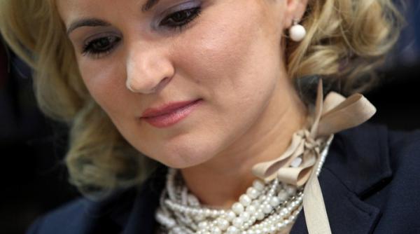 andreea paul vass a anuntat de 8 martie sfarsitul masculocratiei