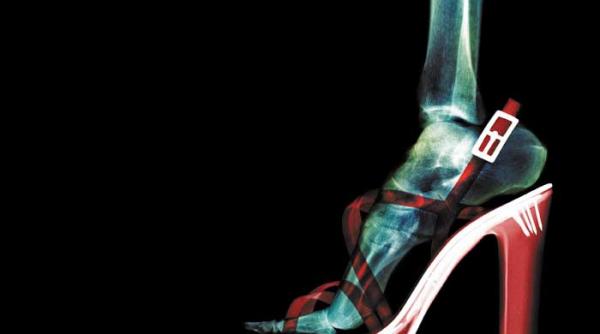 boala hainelor prea stramte