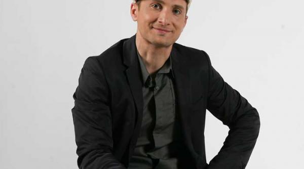 dincolo de aparente dani otil zeno