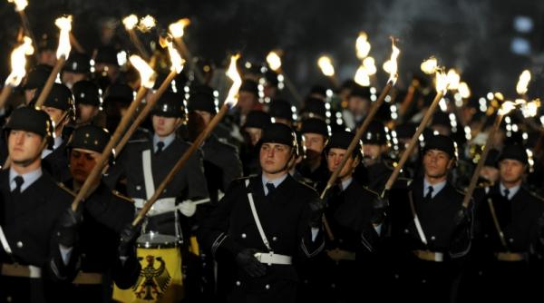 scandal in germania fostul presedinte christian wulff s a retras cu torte