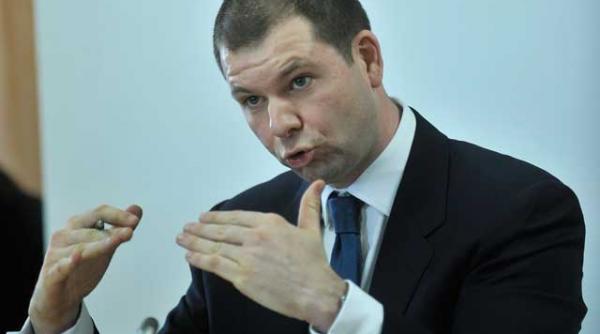 bogdan dragoi ministrul de finante campionul consiliilor de administratie a castigat 200 000 de euro in 2011 din care doar 7 sunt din functia de secretar de stat