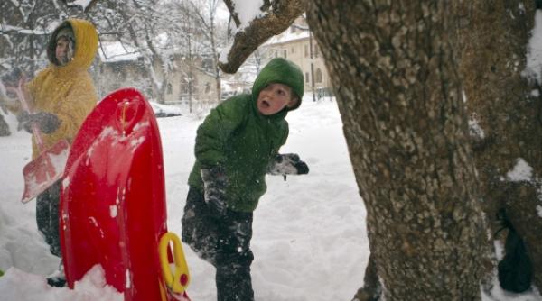 ninsori si vant in aproape toata tara avertizarea meteo valabila pana in aceasta seara