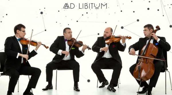 o noua stagiune sunetul muzicii la castelul peles