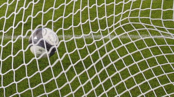 10 saptamani cu 170 de meciuri pregatiti va pentru o primavara incendiara in fotbalul intern si cel european