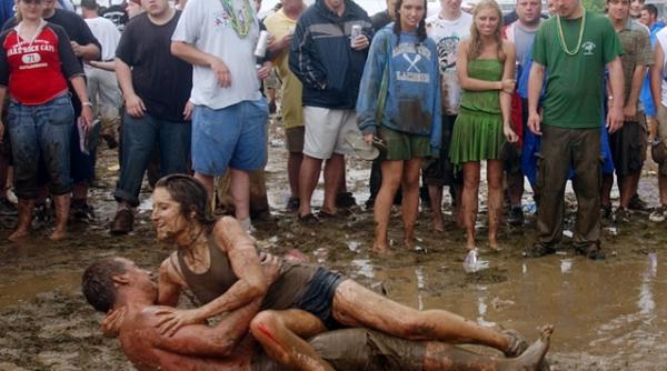 o galerie foto incredibila enciclopedia celor mai ciudate sporturi la care crezi ca ai fi bun