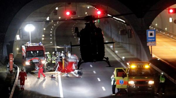 tragedie in elvetia 28 de persoane intre care 22 de copii si au pierdut viata intr un grav accident rutier video