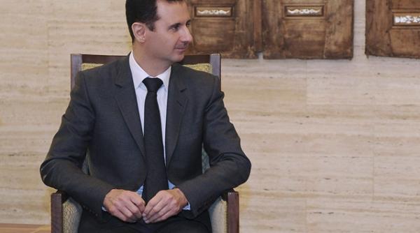 shopping si sange e mailurile unui presedinte rupt de realitate the guardian a pus mana pe corespondenta electronica a lui bashar al assad