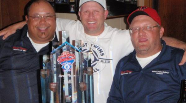 s a intors roata in sua un antrenor a fost destituit pentru ca e alb