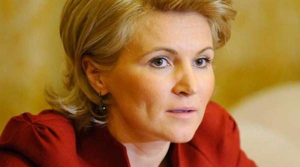 andreea paul vass si a schimbat numele si pregateste o surpriza pentru alegerile locale