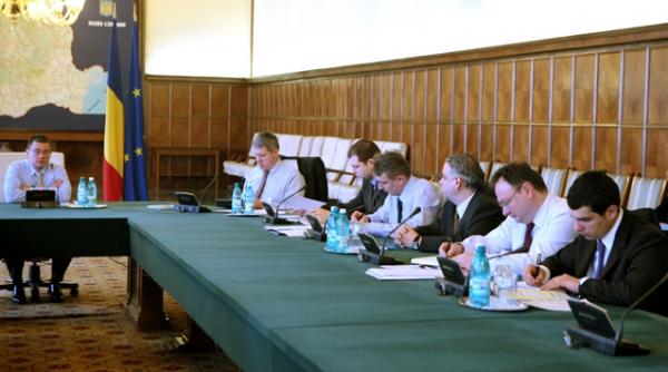 ungureanu va propune parlamentului asumarea strategiei anticoruptie pentru urmatorii ani