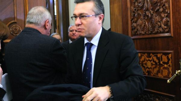 diaconescu romania are creante la alte state de un miliard de dolari