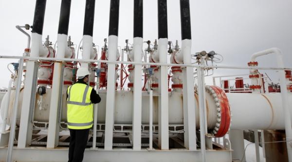 france presse romania mizeaza pe gazele de sist in ciuda controverselor