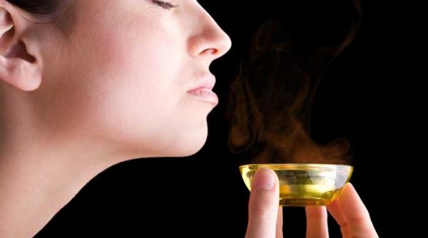 lumanari cu parfumuri bizare