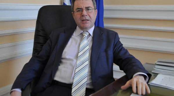 ambasadorul elen nu totul depinde de aderarea la spatiul schengen nu faceti din aceasta o chestiune de victorie sau de infrangere nu faceti din asta lupta luptelor