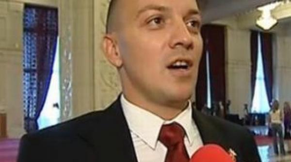 boldea la rtv sunt in kenya nu astept autoritatile din romania vin eu