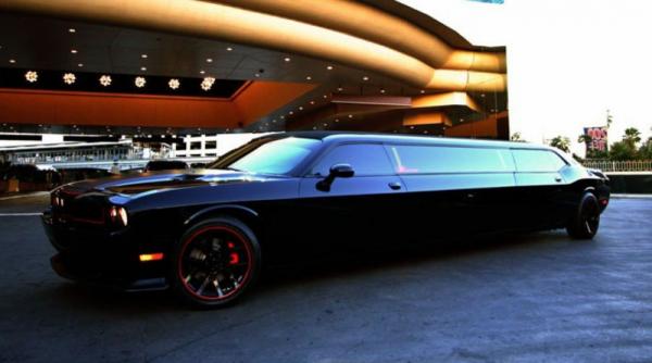 un challenger srt 8 extins